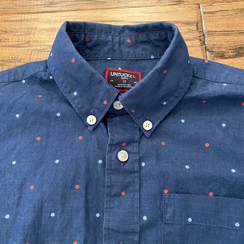 UNTUCKit Boys Button Down Shirt Size 12 Navy Blue Polka Dot Short Sleeve Cotton